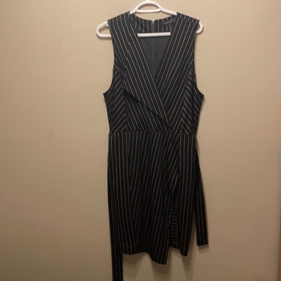 BCBG pinstripe dress. Size L (fits size 12) - Picture 5 of 6